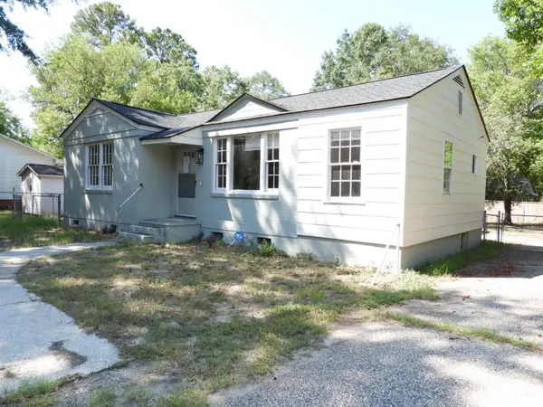16 Brooks Street, Sumter, SC 29150