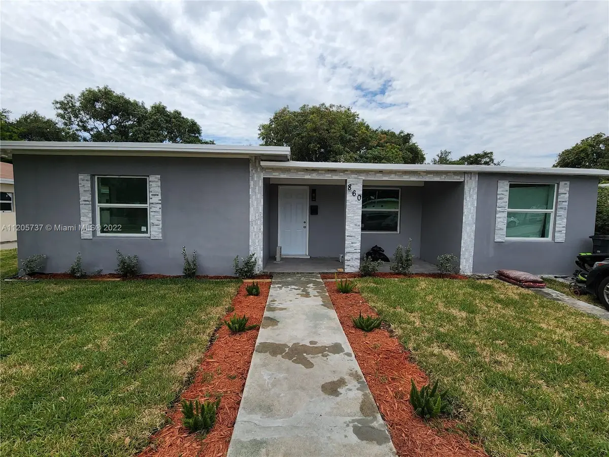 860 NE 142nd St, North Miami, FL 33161 - #1