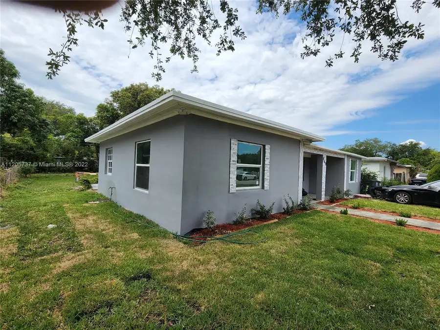 860 NE 142nd St, North Miami, FL 33161 - #2