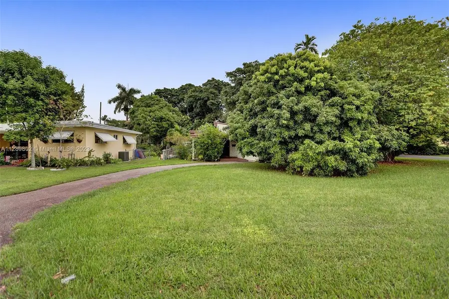 3255 SW 60th Ave, Miami, FL 33155 - Image #2