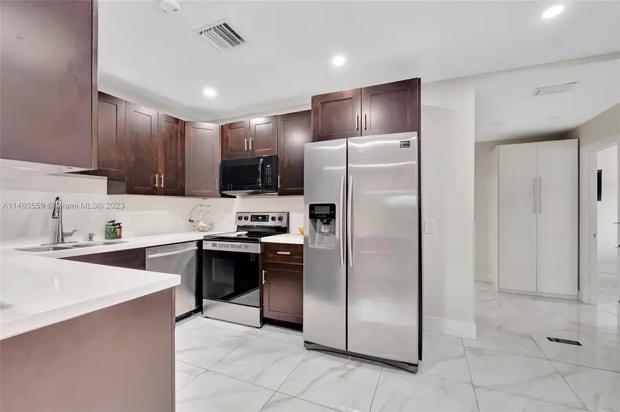 660 S Biscayne River Dr, Miami, FL 33169 - #3