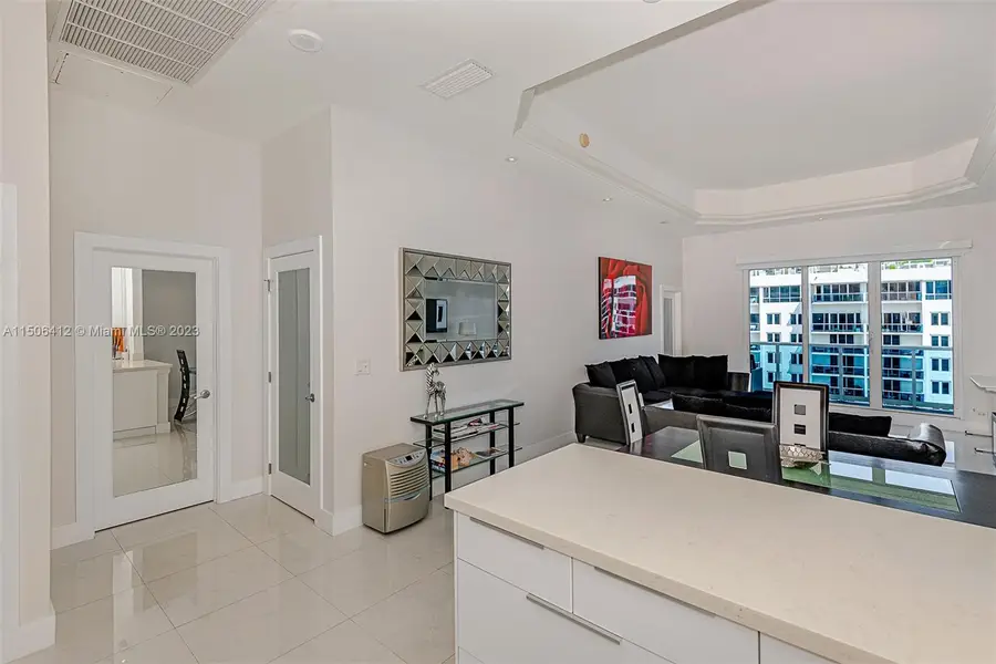 2301 Collins Ave #1619, Miami Beach, FL 33139 - Image #2