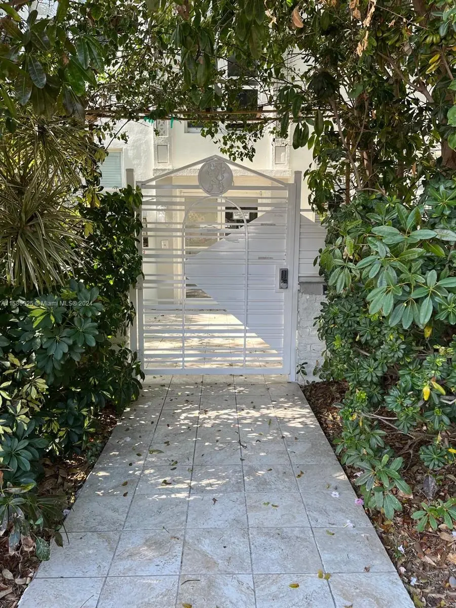 1550 Drexel Ave #208, Miami Beach, FL 33139 - Image #1