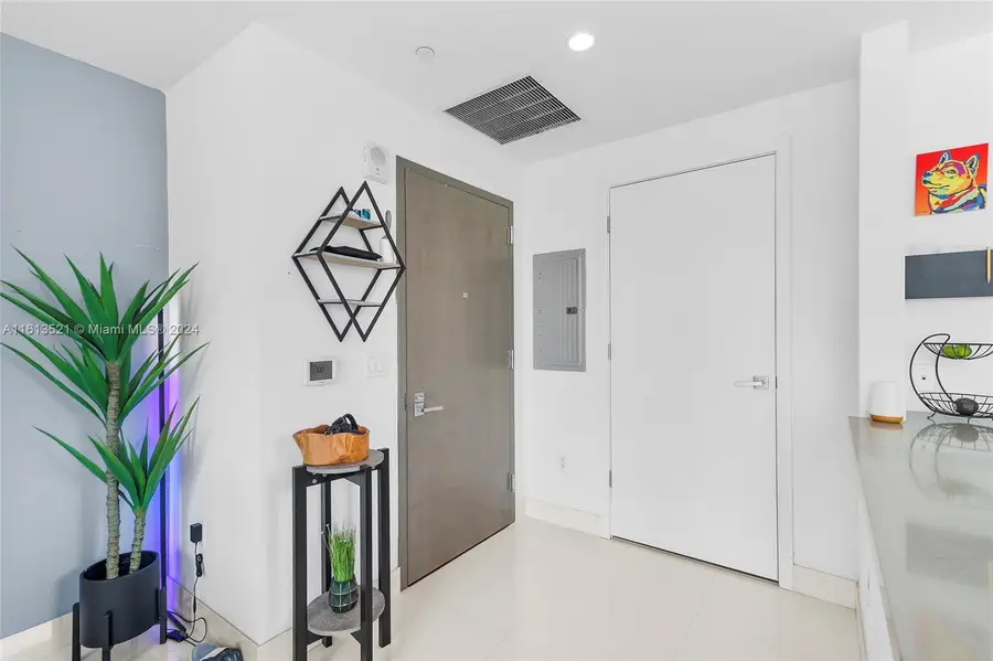 1080 Brickell Ave #513, Miami, FL 33131 - Image #2