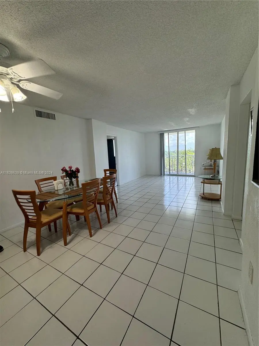 1251 NE 108th St #602, Miami, FL 33161 - Image #1