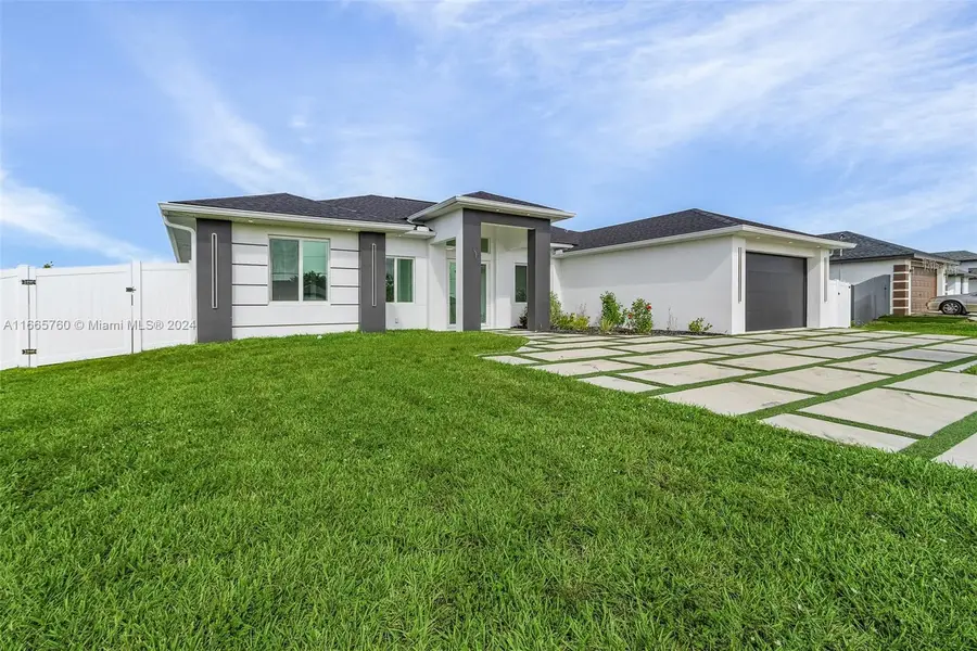 216 Chiquita Blvd, Cape Coral, FL 33993 - Image #2