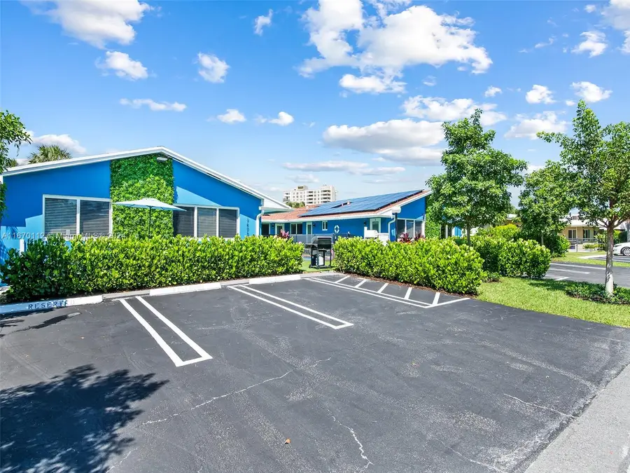 3405 Norfolk St, Pompano Beach, FL 33062 - #3