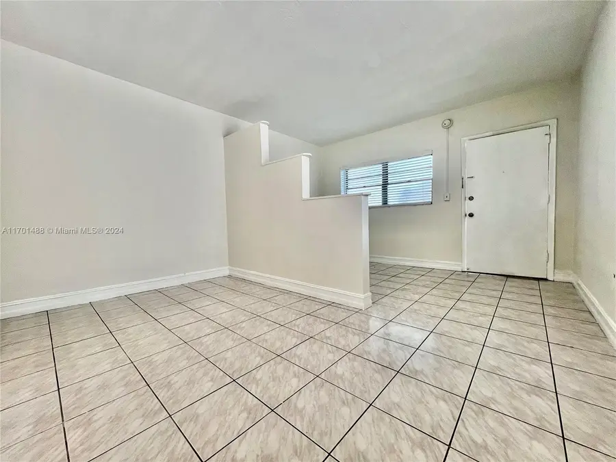 8531 Harding Ave #1, Miami Beach, FL 33141 - Image #3