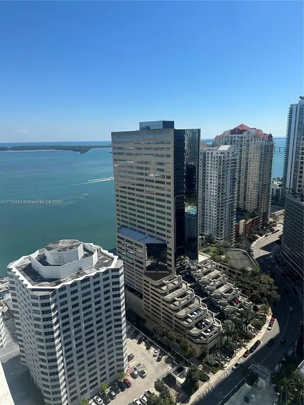 950 Brickell Bay Dr #3505, Miami, FL 33131