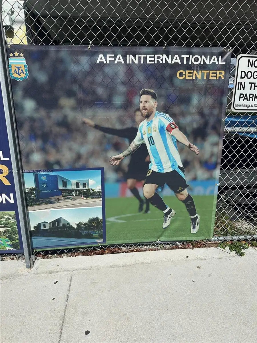 1865 79th St Cswy #8K, Miami, FL 33141 - Image #2