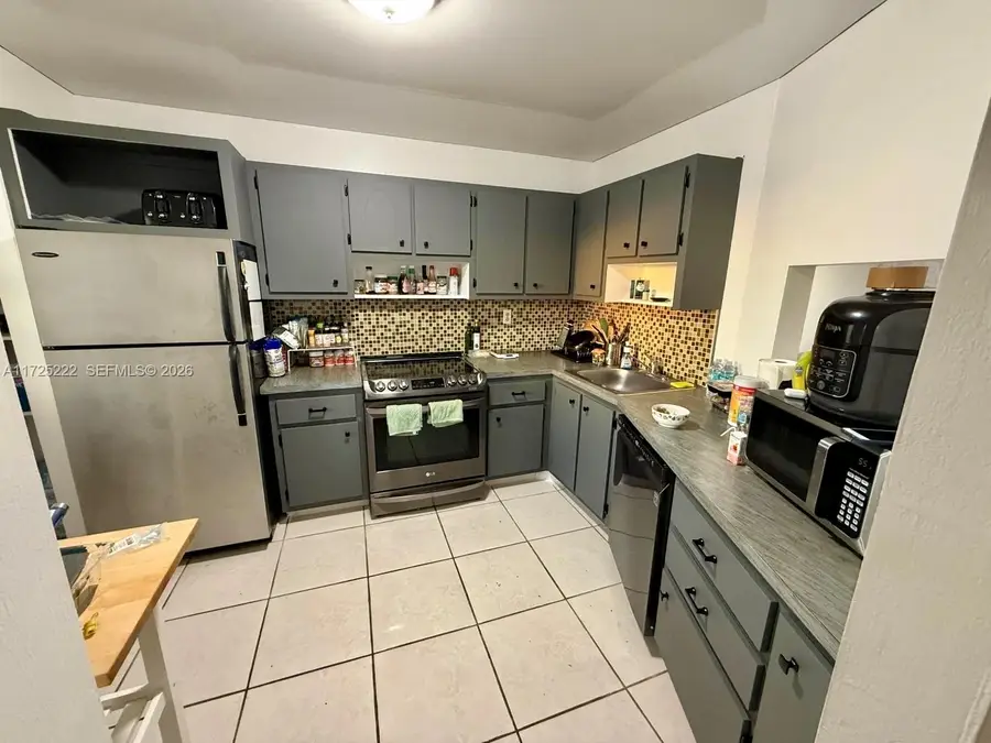 1780 NE 191st St #609, Miami, FL 33179 - Image #2