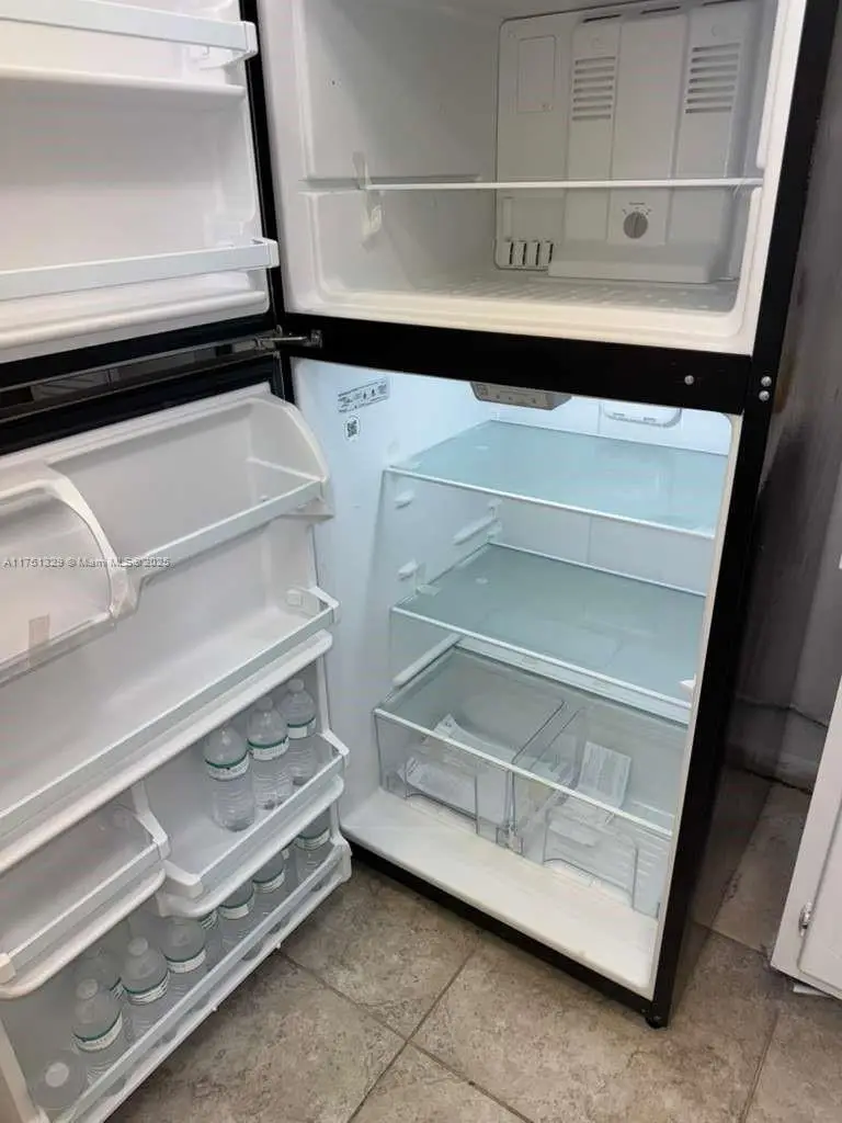 8450 Sunrise Lakes Blvd #306, Sunrise, FL 33322 - Image #3