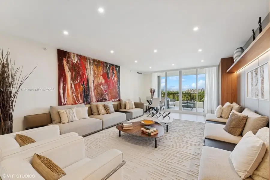 765 Crandon Blvd #504, Key Biscayne, FL 33149 - Image #2