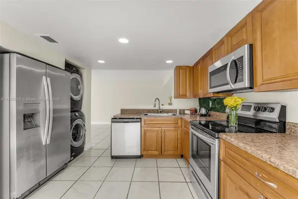 8440 SW 154th Cir Ct #301, Miami, FL 33193