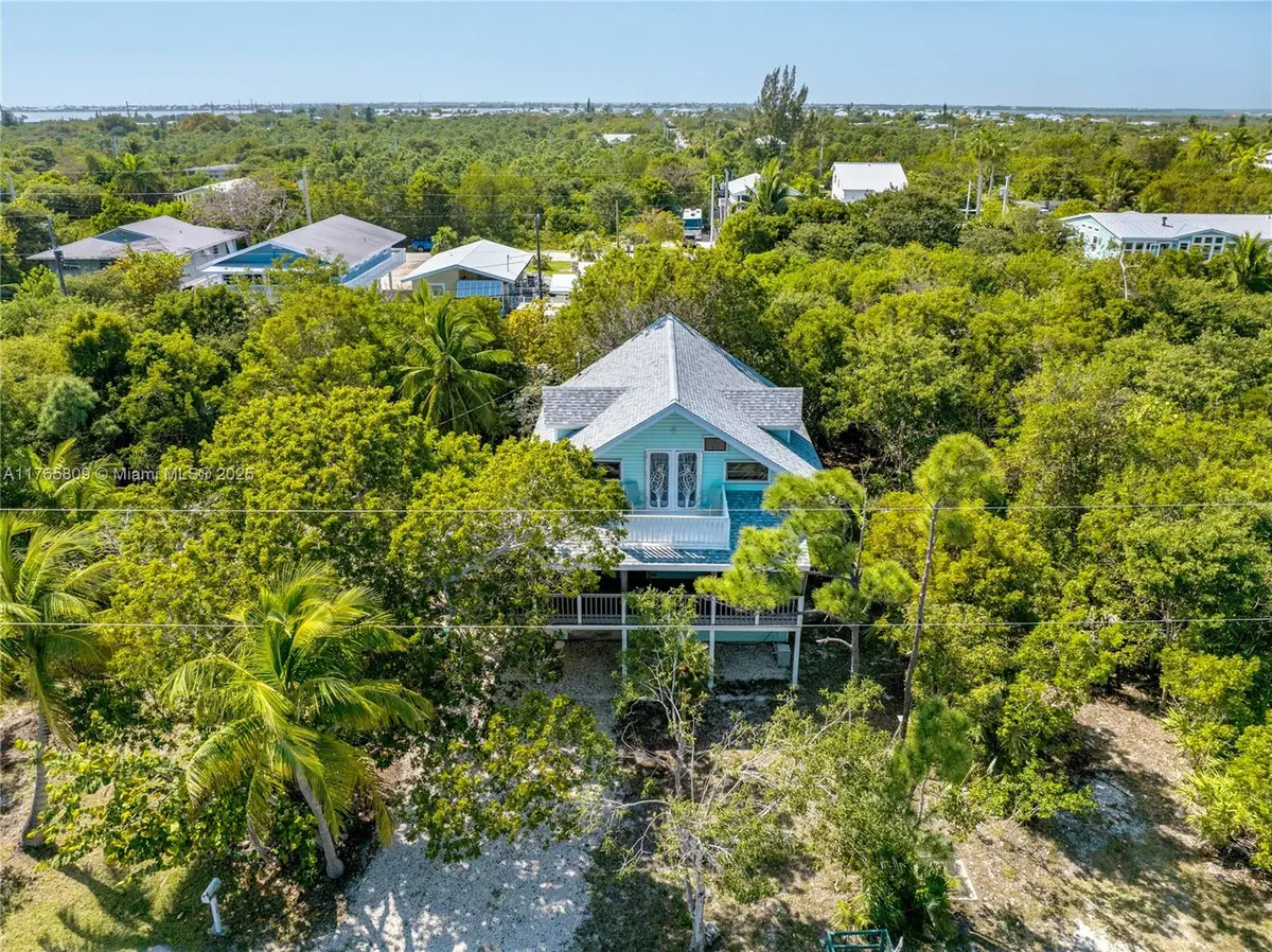 178 E Sandy Cir, Big Pine Key, FL 33043 - Image #1