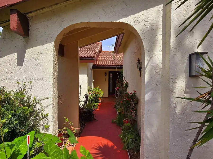 5645 Lakeview Mews Dr, Boynton Beach, FL 33437 - Image #3