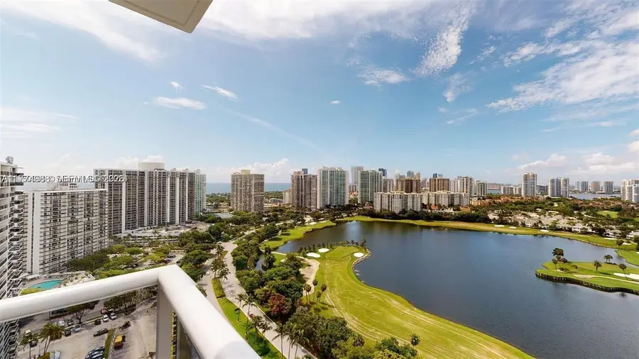 3625 N Country Club Dr #PH-4, Aventura, FL 33180 - Image #2