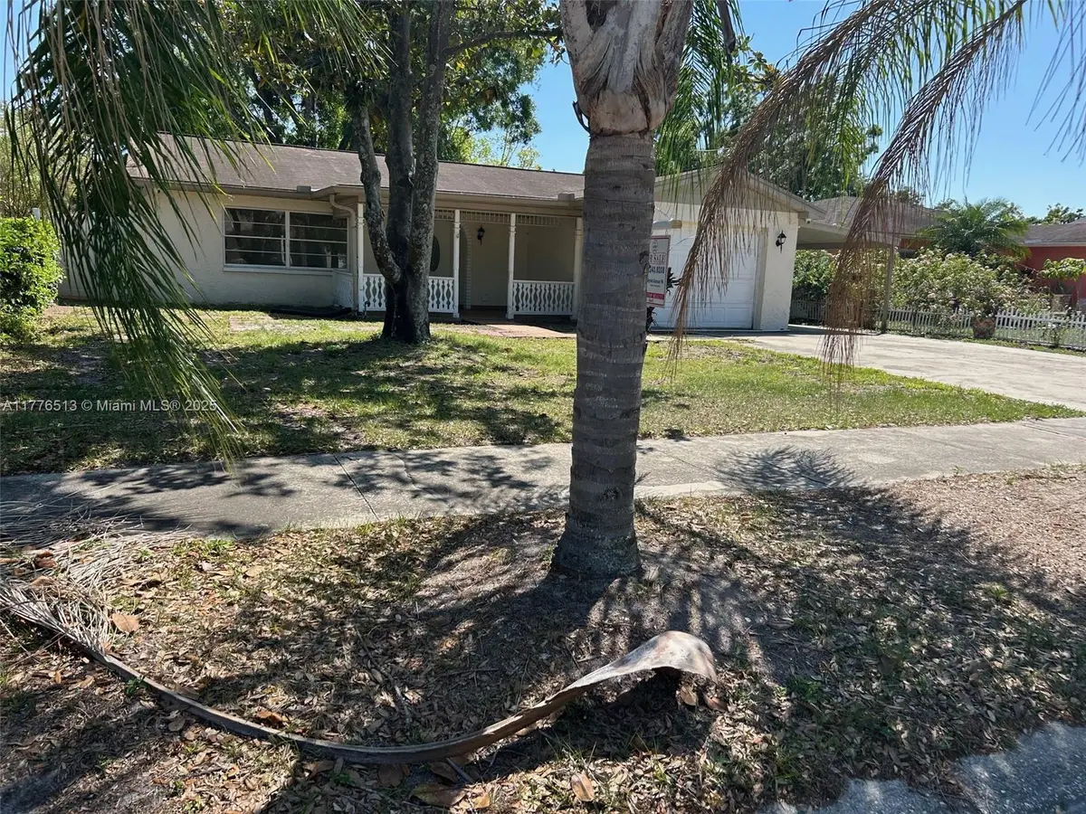 1912 W Clinton St, Tampa, FL 33604 - #1