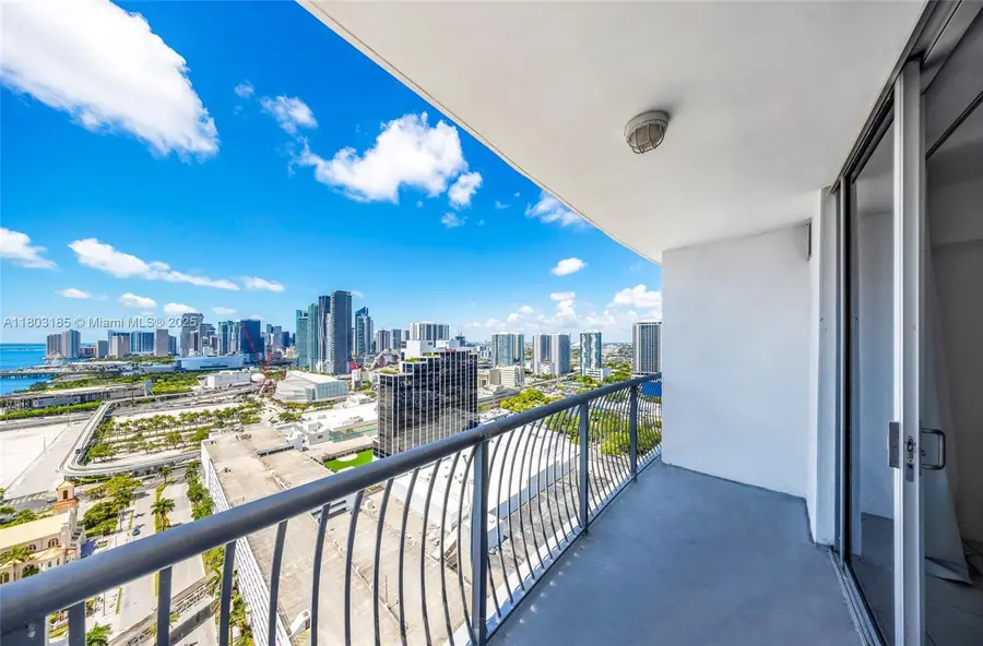 1750 N Bayshore Dr #3308, Miami, FL 33132 - Image #3