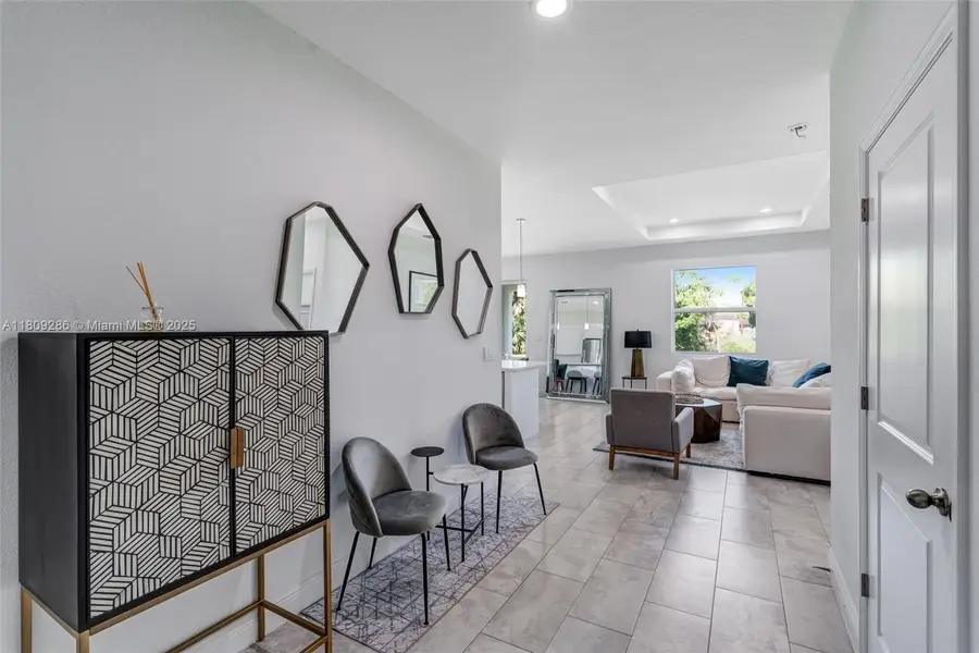 2008 Hercules, Port Labelle, FL 33935 - Image #2