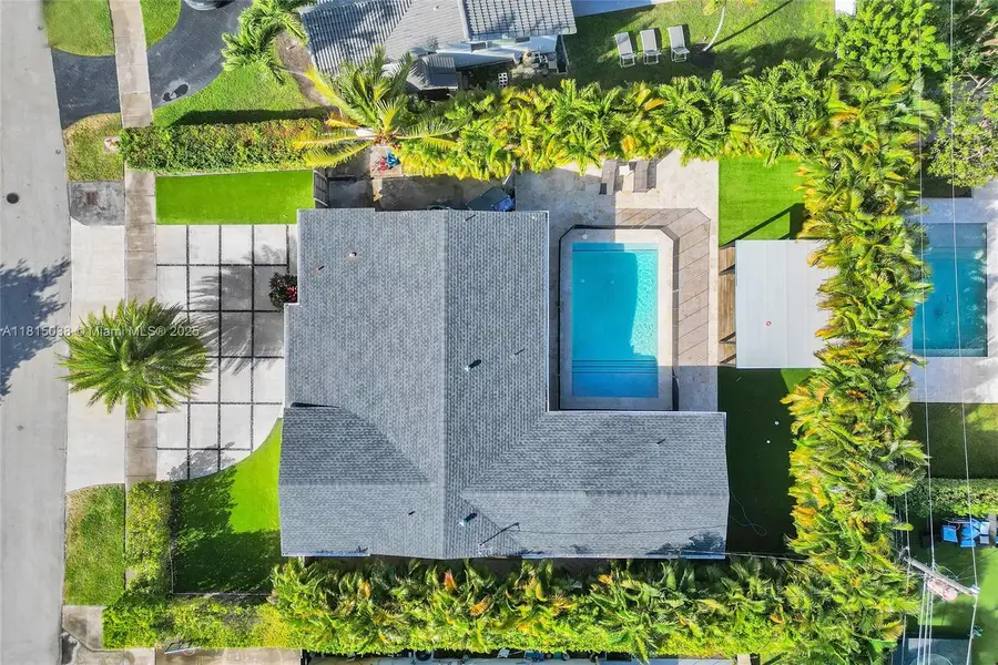 2045 NE 202nd St, Miami, FL 33179 - #2