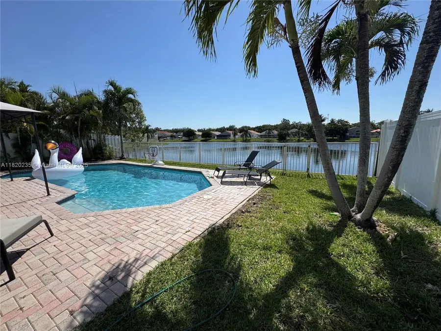 4943 SW 33rd Way, Hollywood, FL 33312 - Image #2
