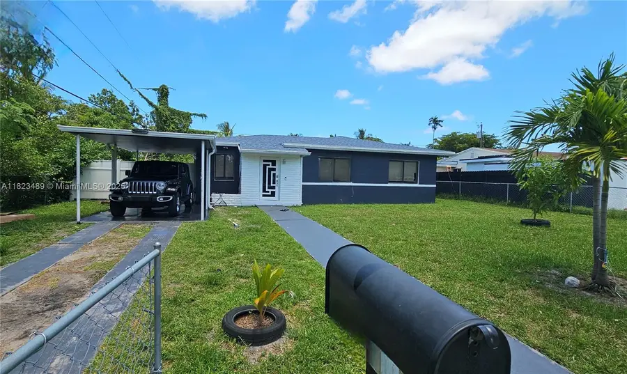 16265 NE 9th Pl, North Miami Beach, FL 33162 - Image #3