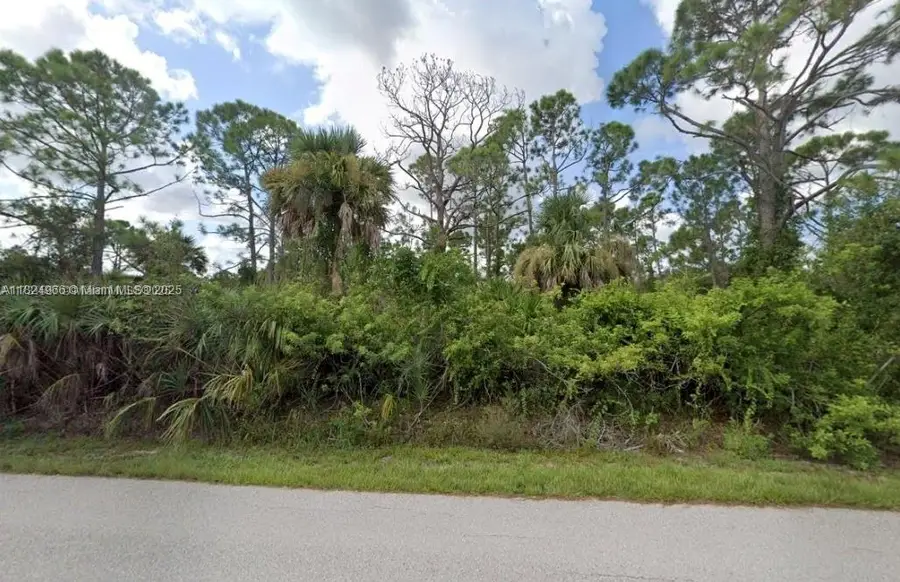 27059 Capistrano Dr, Punta Gorda, FL 33955 - #2