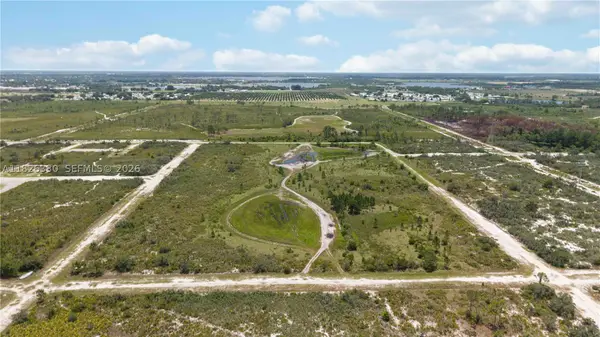 1203 Harrisburg Rd, Avon Park, FL 33825