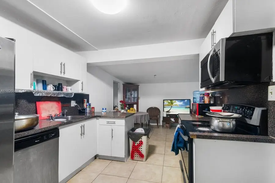 1150 SW 24th Ave, Fort Lauderdale, FL 33312 - #2