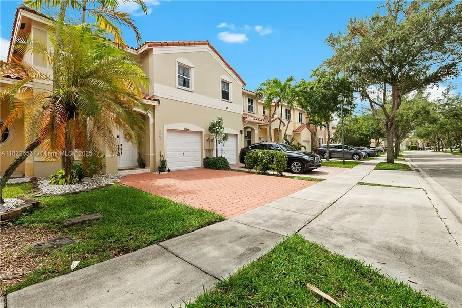 3363 SW 169th Ter, Miramar, FL 33027 - Image #3