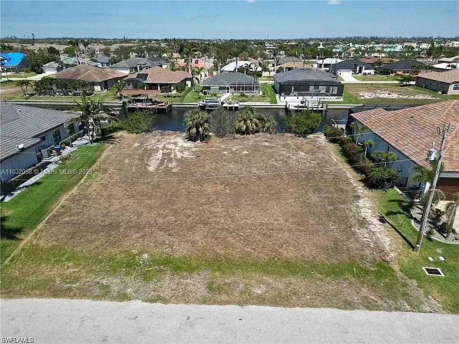 2527 SW 25th Ter, Cape Coral, FL 33914 - #3