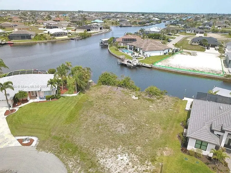 1253 NW 39th Ave, Cape Coral, FL 33993 - #1