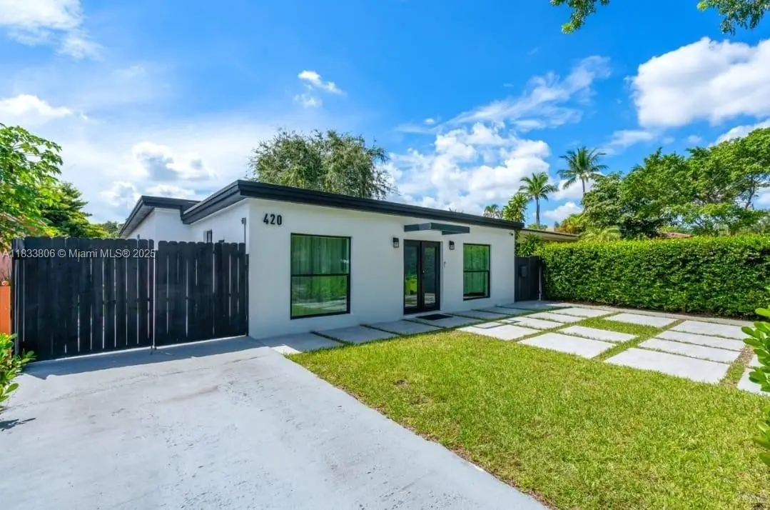 420 NE 90th St, El Portal, FL 33138 - #1
