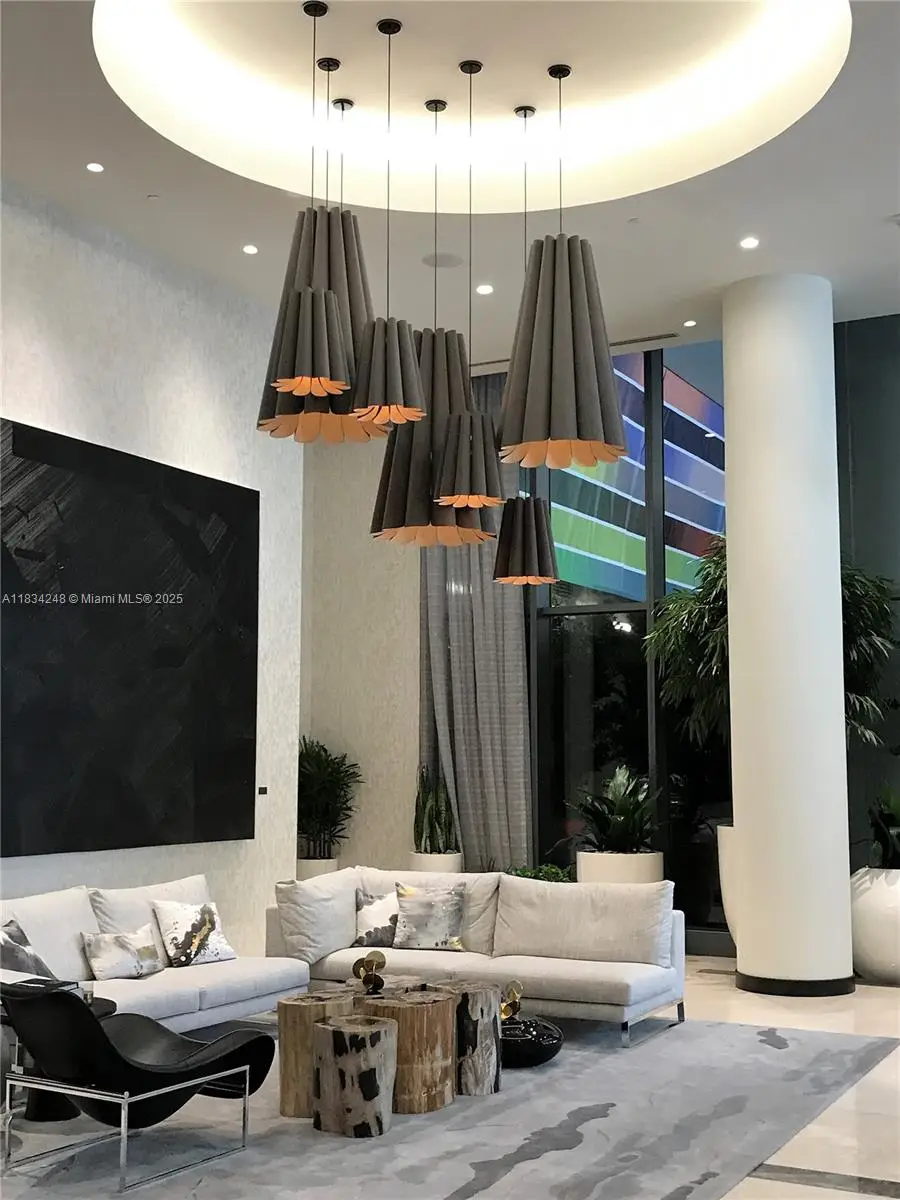 55 SW 9th St #3009, Miami, FL 33130 - Image #3