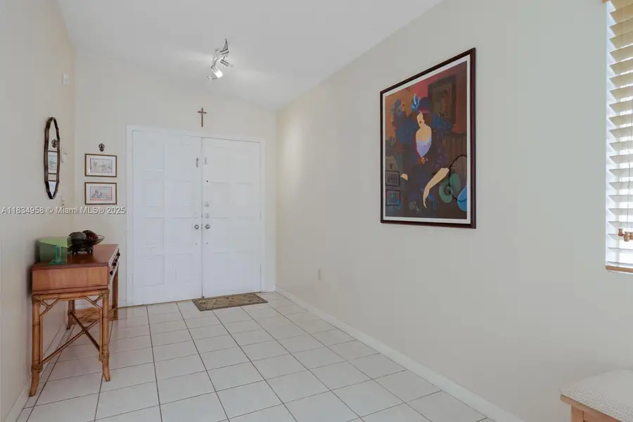 10360 SW 22nd St, Miami, FL 33165 - Image #2