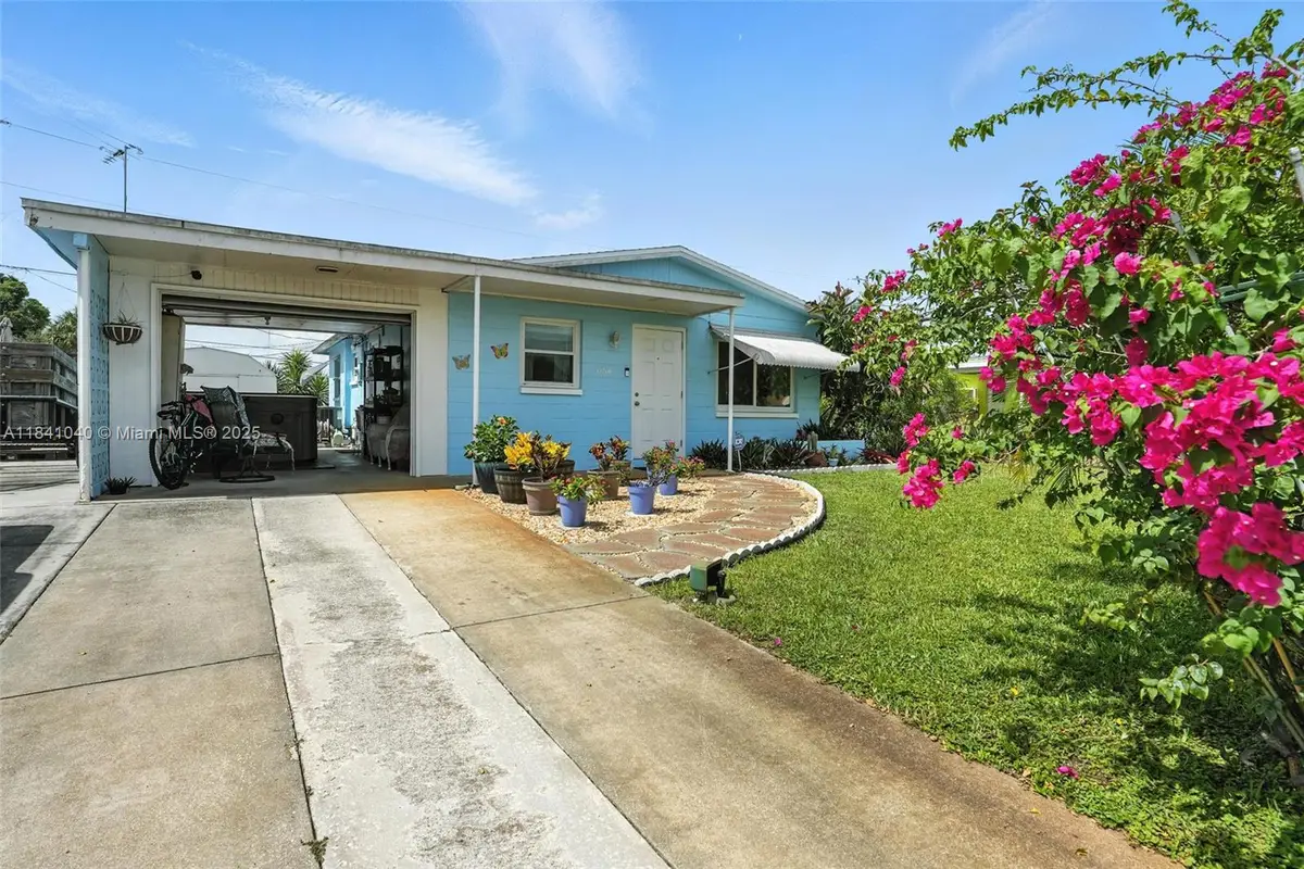 1164 Navajo Ave, Lehigh Acres, FL 33974 - Image #1