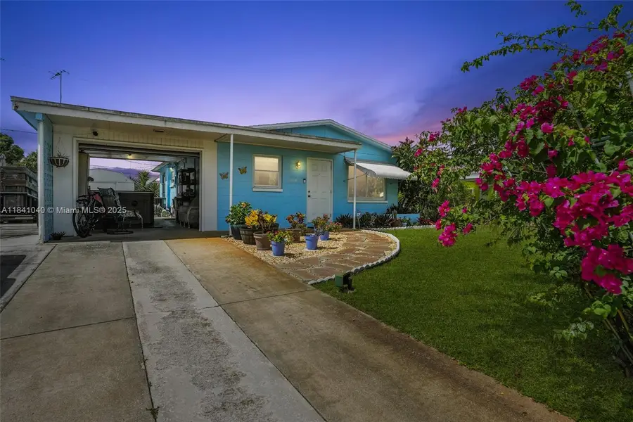 1164 Navajo Ave, Lehigh Acres, FL 33974 - Image #2