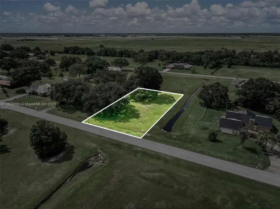 Address Withheld By Seller, Sebring, FL 33876 - Image #3