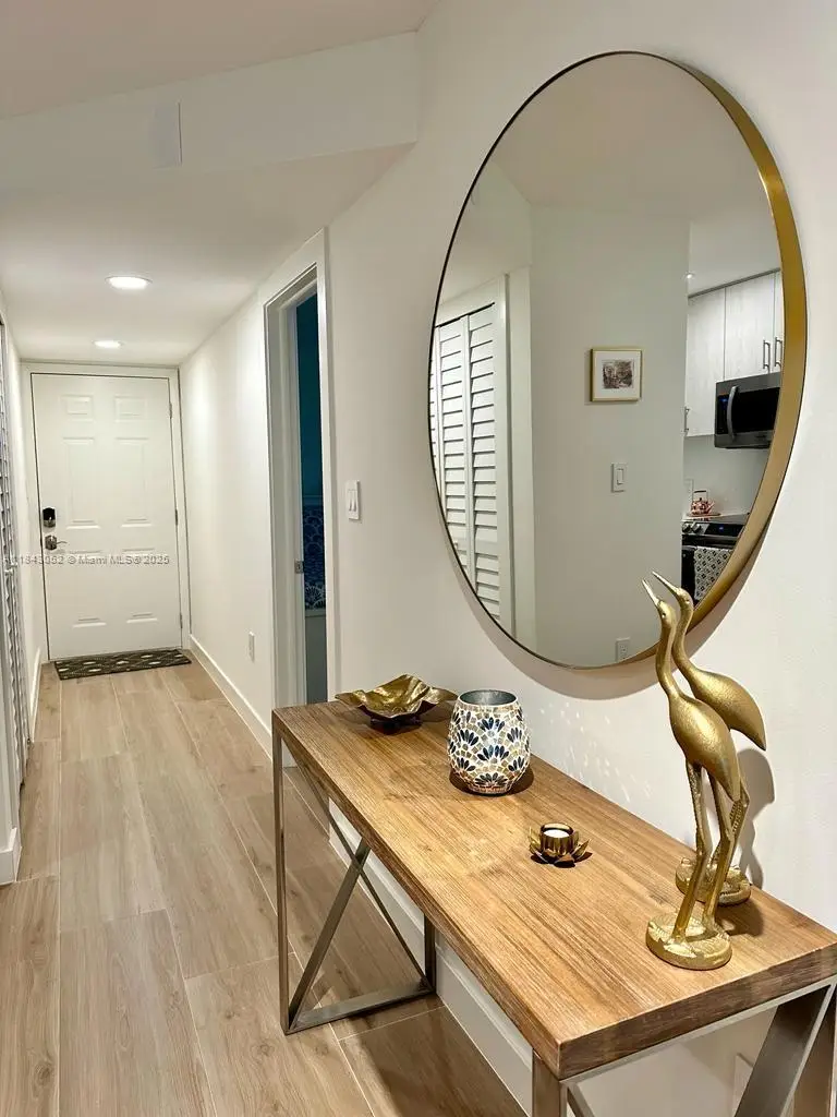 72 S 7 #112, Naples, FL 34102 - Image #2