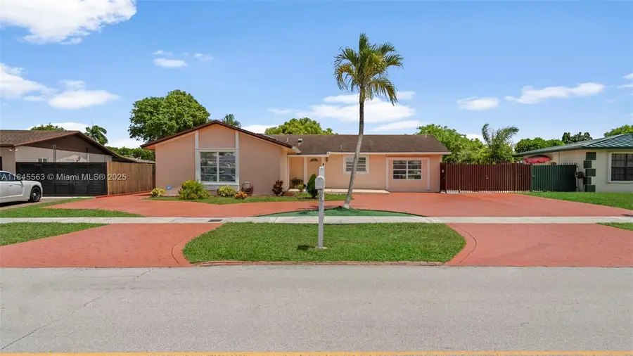 13330 SW 79th St, Miami, FL 33183 - Image #3