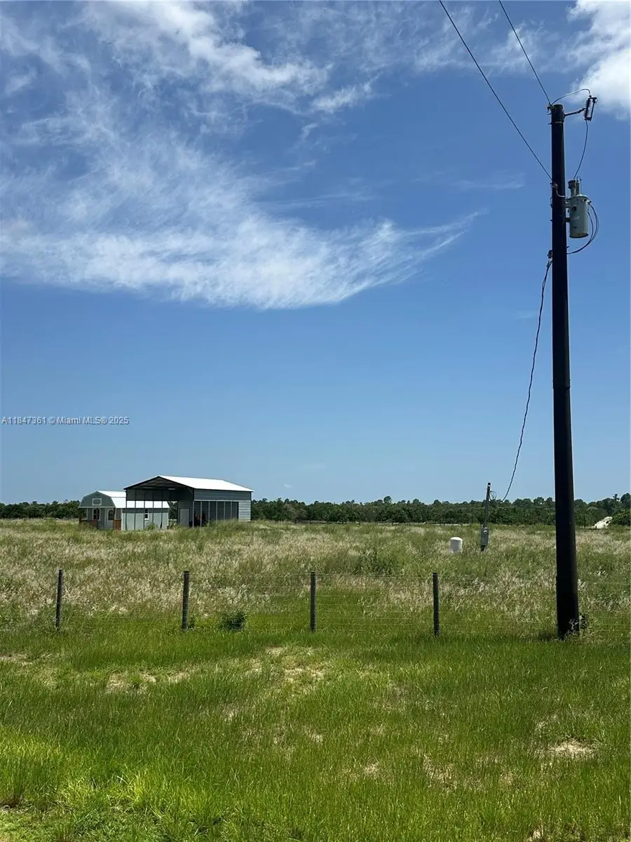 6000 Farmgirl Ave, Venus, FL 33960 - Image #2