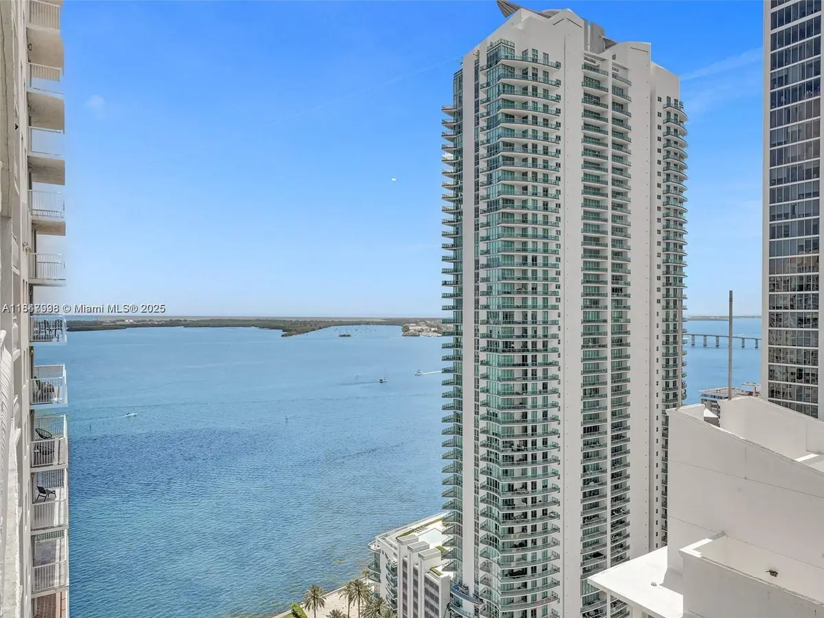 1200 Brickell Bay Dr #3309, Miami, FL 33131 - Image #1