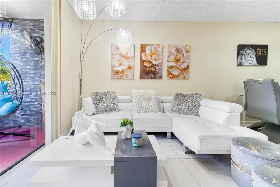 Address Withheld By Seller, Miami, FL 33193 - Image #3