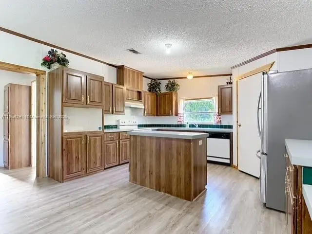 1320 Seminole Ave, Labelle, FL 33935 - Image #3