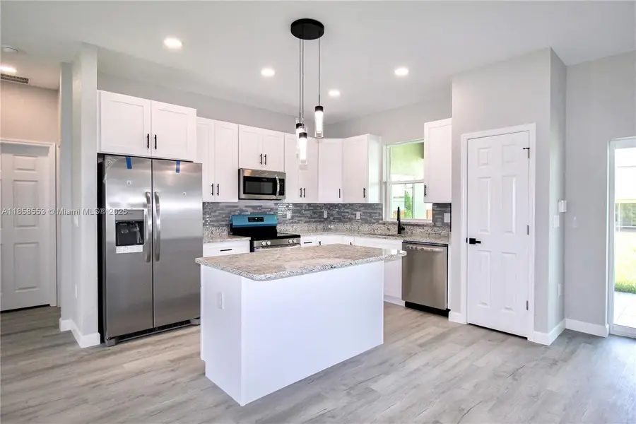 4631 Mignon Dr, Sebring, FL 33872 - #2