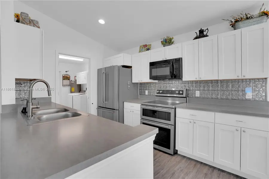 1263 Norge Ct, Port Labelle, FL 33935 - Image #3