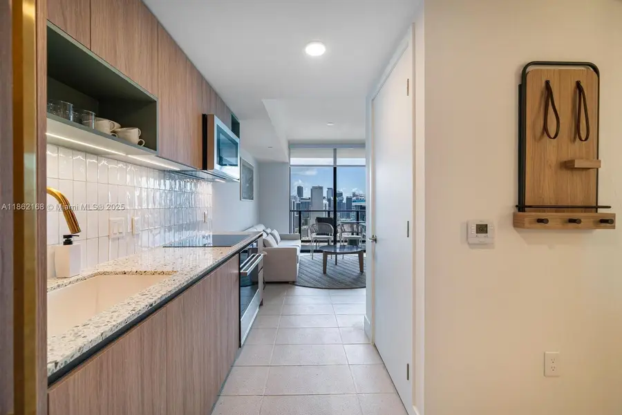 Address Withheld By Seller, Miami, FL 33160 - Image #3