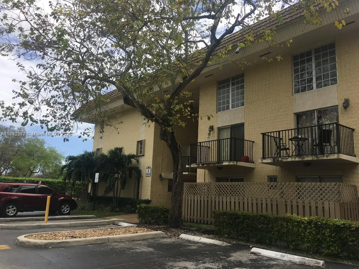 8600 SW 109th Ave #4-216, Miami, FL 33173 - Image #1