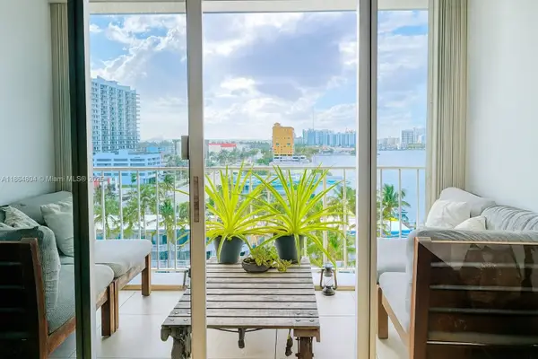 1865 79th St Cswy #10H, North Bay Village, FL 33141